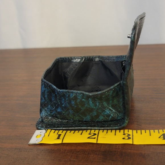 BCBG Max Azria Coin Pouch Blue Green Snakeskin Print Coin Purse VTG - Picture 11 of 11